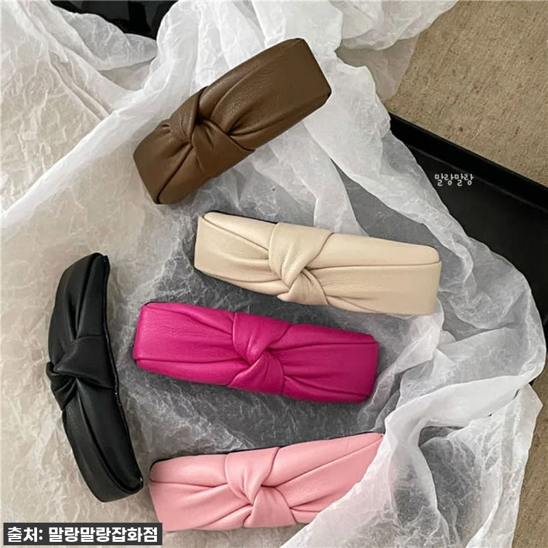 가을룩 완성템! 찐후기: 가죽 꼬임 관련 이미지 8