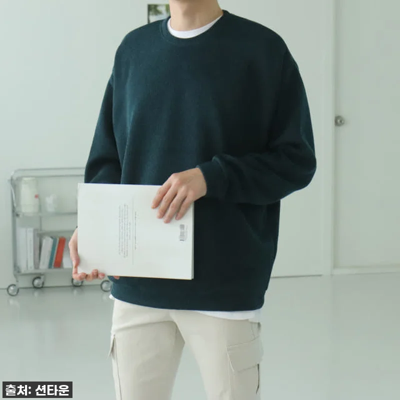 남자니트 남자 구김없는 맨투맨 커플니 관련 이미지 1
