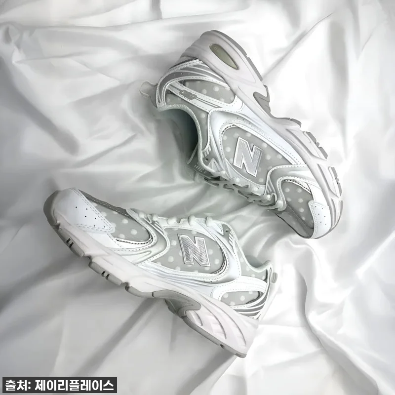 뉴발란스 530 땡땡이 폴카 도트, 관련 이미지 1