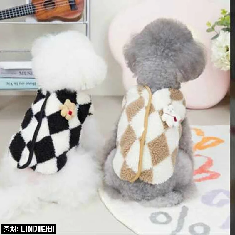 🚨품절각🚨 우리 토리 심쿵! 강아지 뽀글이 아가일 후리스 수면조끼 찐후기 (+꿀팁 대방출!)