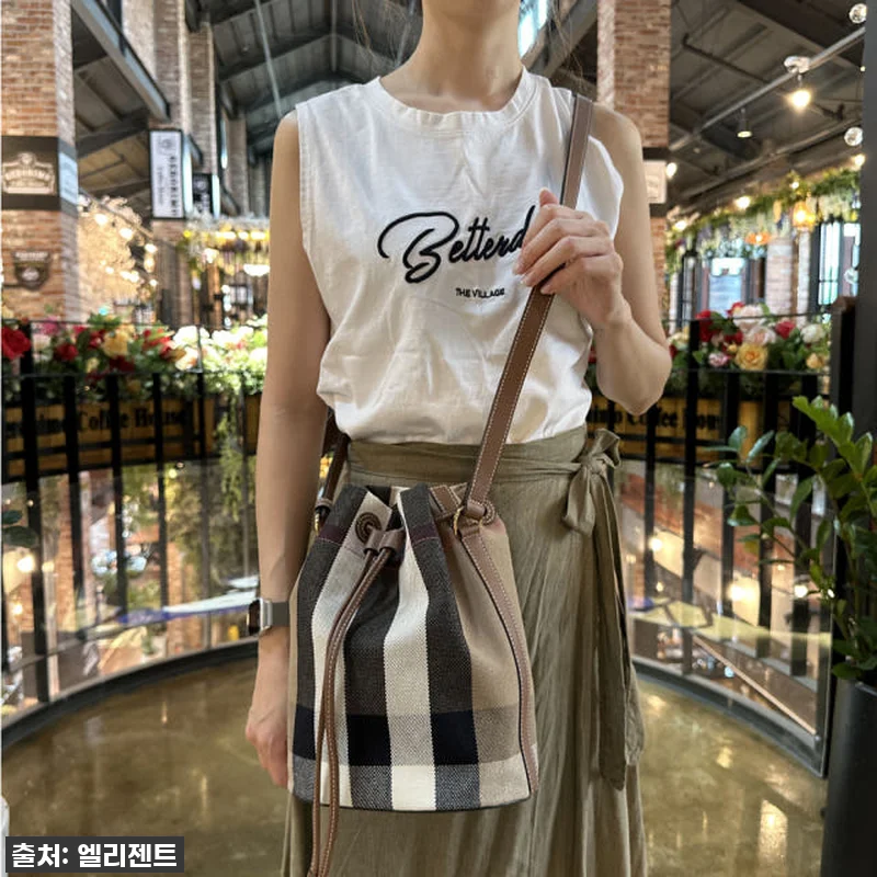 버버리 하우스체크 레더 스몰 미니 버 관련 이미지 2