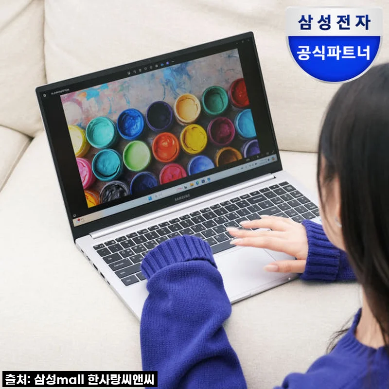 삼성 갤럭시북4 NT750XGR-A38A 사용후기: 사무용 노트북으로 딱인 실버 디자인과 편리함