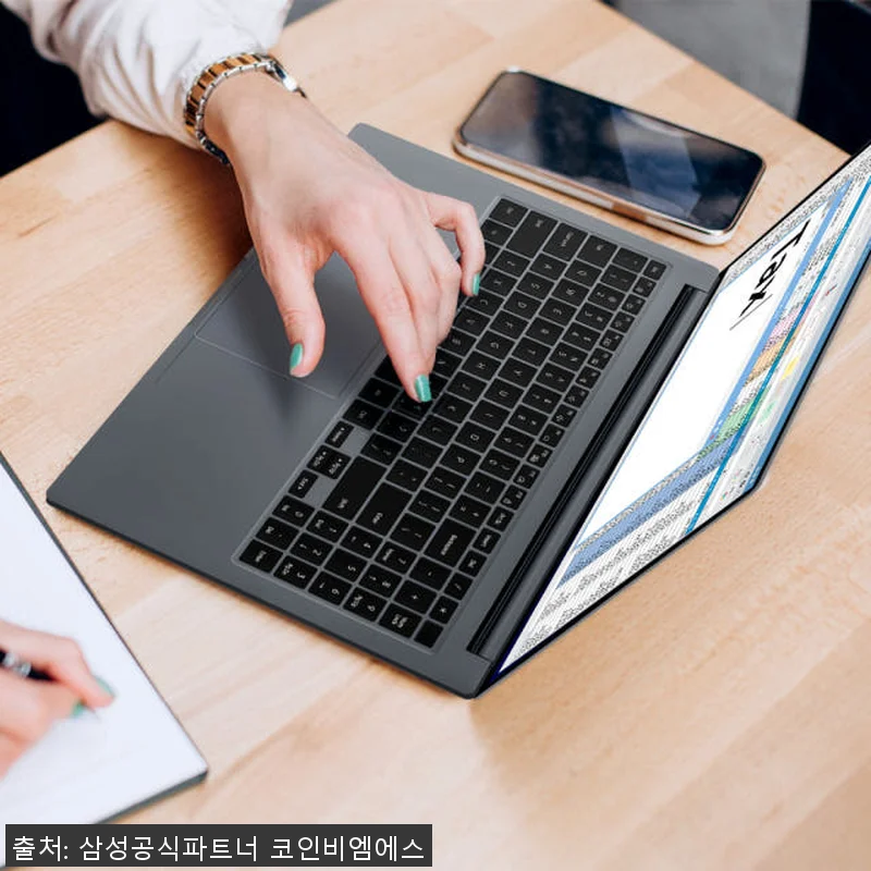 삼성 갤럭시북4 NT750XGR-A2 관련 이미지 6