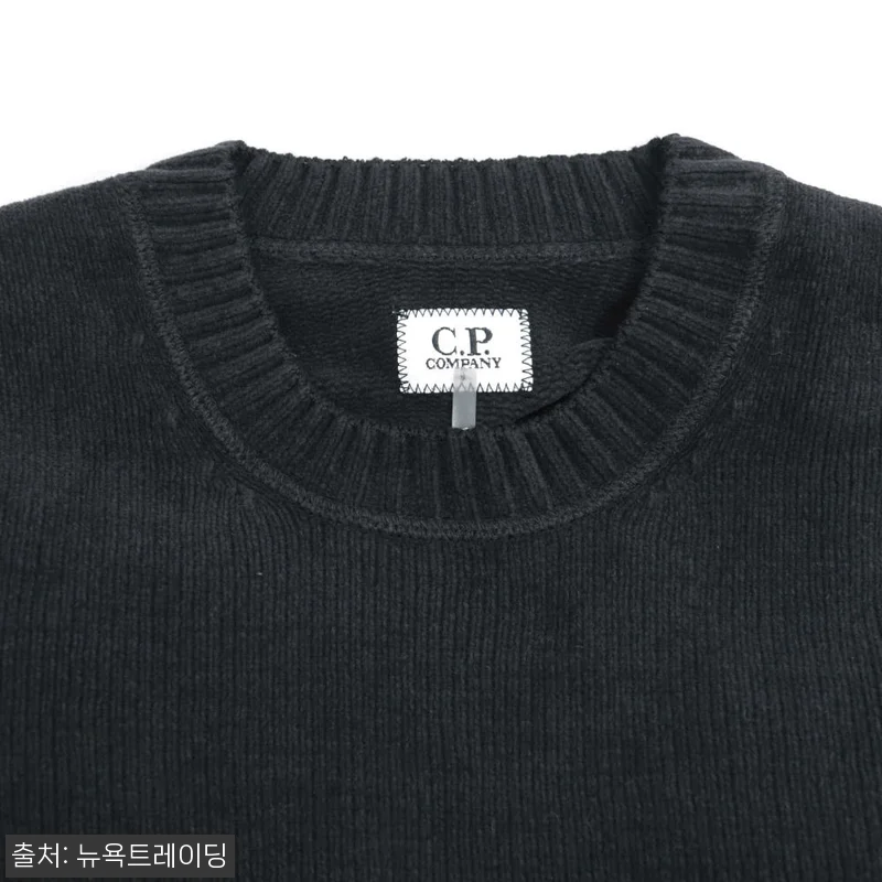 CP컴퍼니 렌즈 와펜 코튼 니트 12 관련 이미지 1