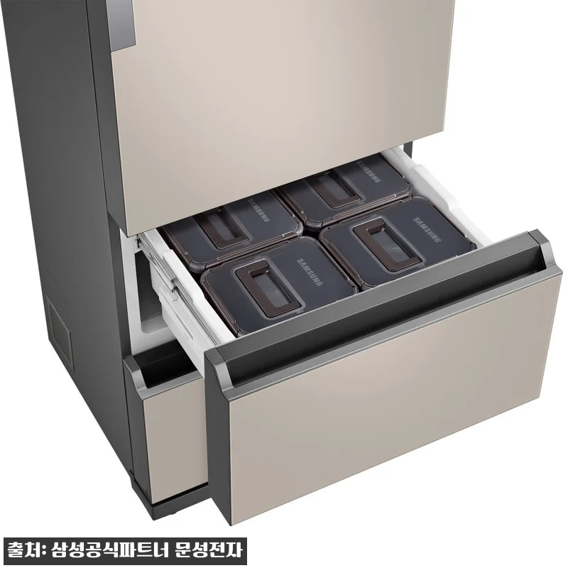 삼성 비스포크 김치냉장고 3도어 328L RQ33DG71J2ET 에센셜베이지, 깔끔한 주방을 위한 이슈템 후기 정리 10 삼성 비스포크 김치냉장고 3도어 32 관련 이미지 3