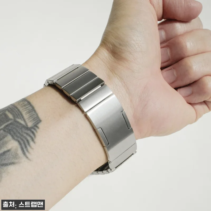티타니즘 갤럭시워치8 클래식 46mm 관련 이미지 3